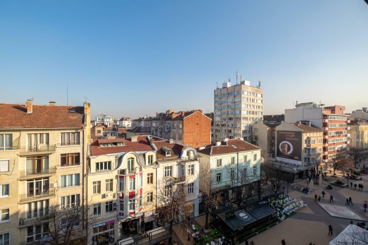 Vitosha Blvd Luxury 2-Bedroom, 2-Bathroom With Balcony Sofia Exterior photo